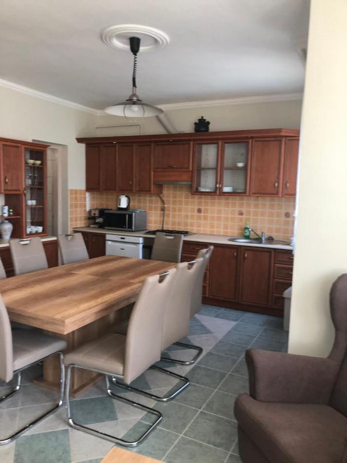 Tulipan Vendeghaz Apartment Hajdúszoboszló Екстериор снимка