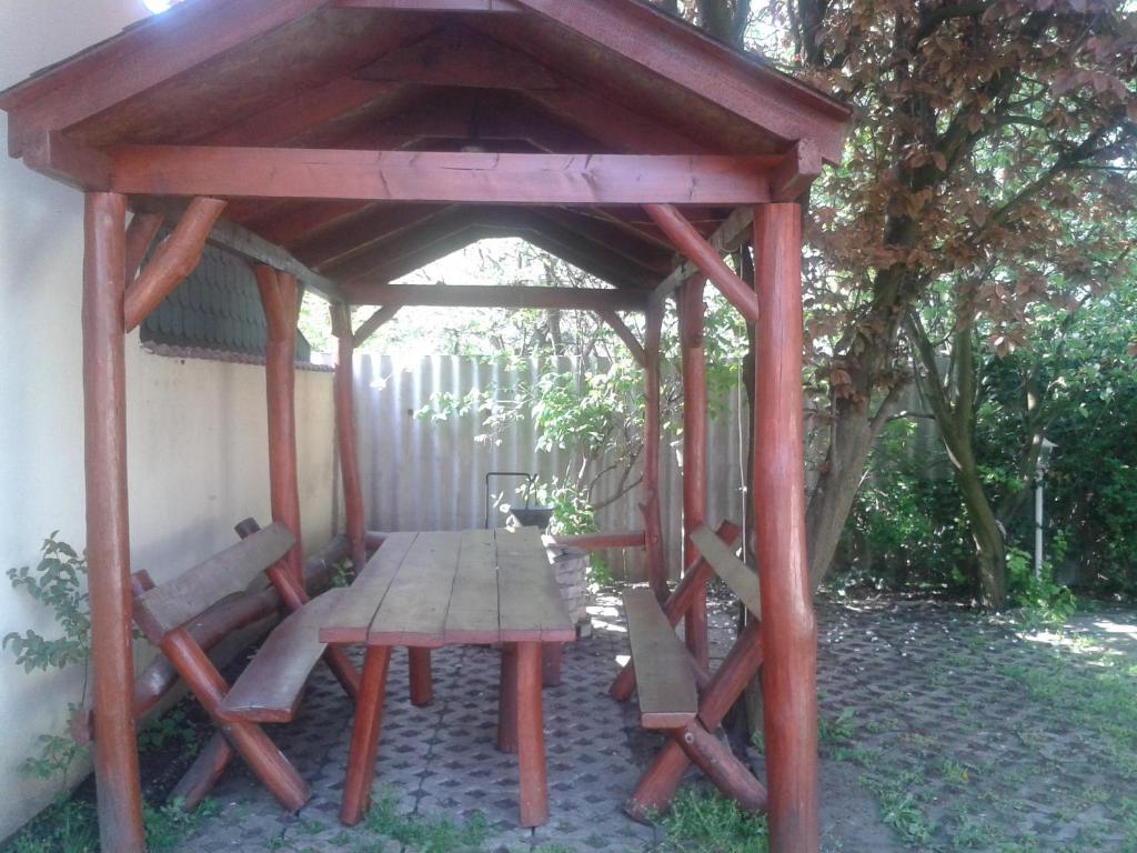 Tulipan Vendeghaz Apartment Hajdúszoboszló Екстериор снимка