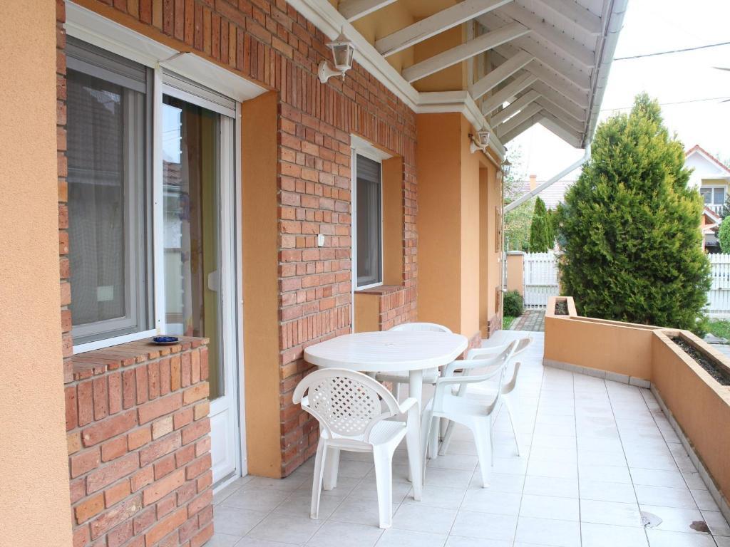 Tulipan Vendeghaz Apartment Hajdúszoboszló Екстериор снимка
